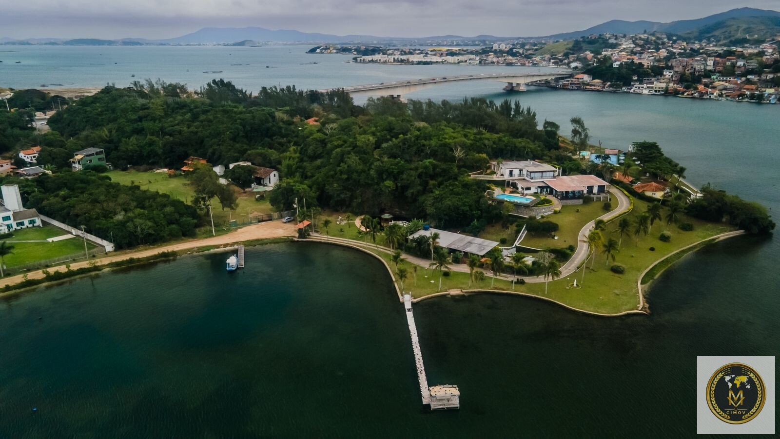 EMP00040 - Oportunidade Única: Ilha Exclusiva à Venda em Cabo Frio – RJ