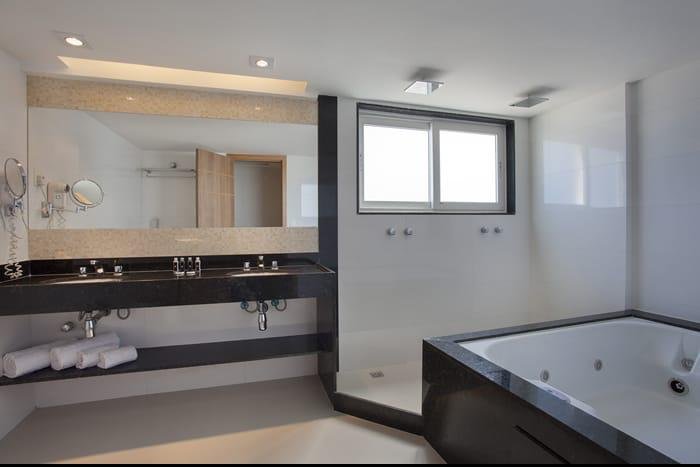 EMP0024 - Oportunidade de Investimento: Ativo Hoteleiro Premium – Barra da Tijuca, RJ