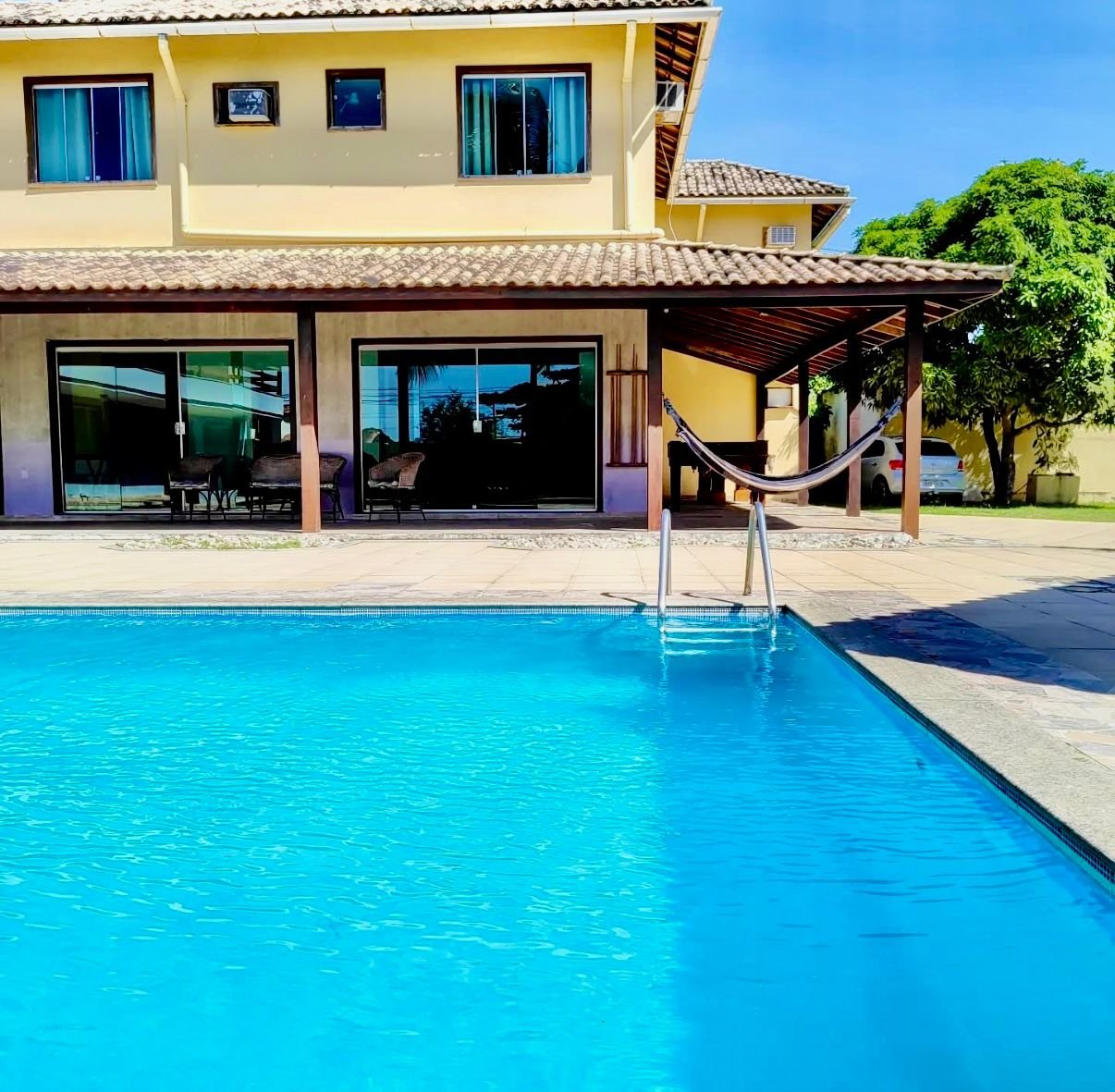 AL00018  - Sua Casa de Temporada VIP em Cabo Frio: Conforto para 48 Pessoas no Recanto das Dunas!