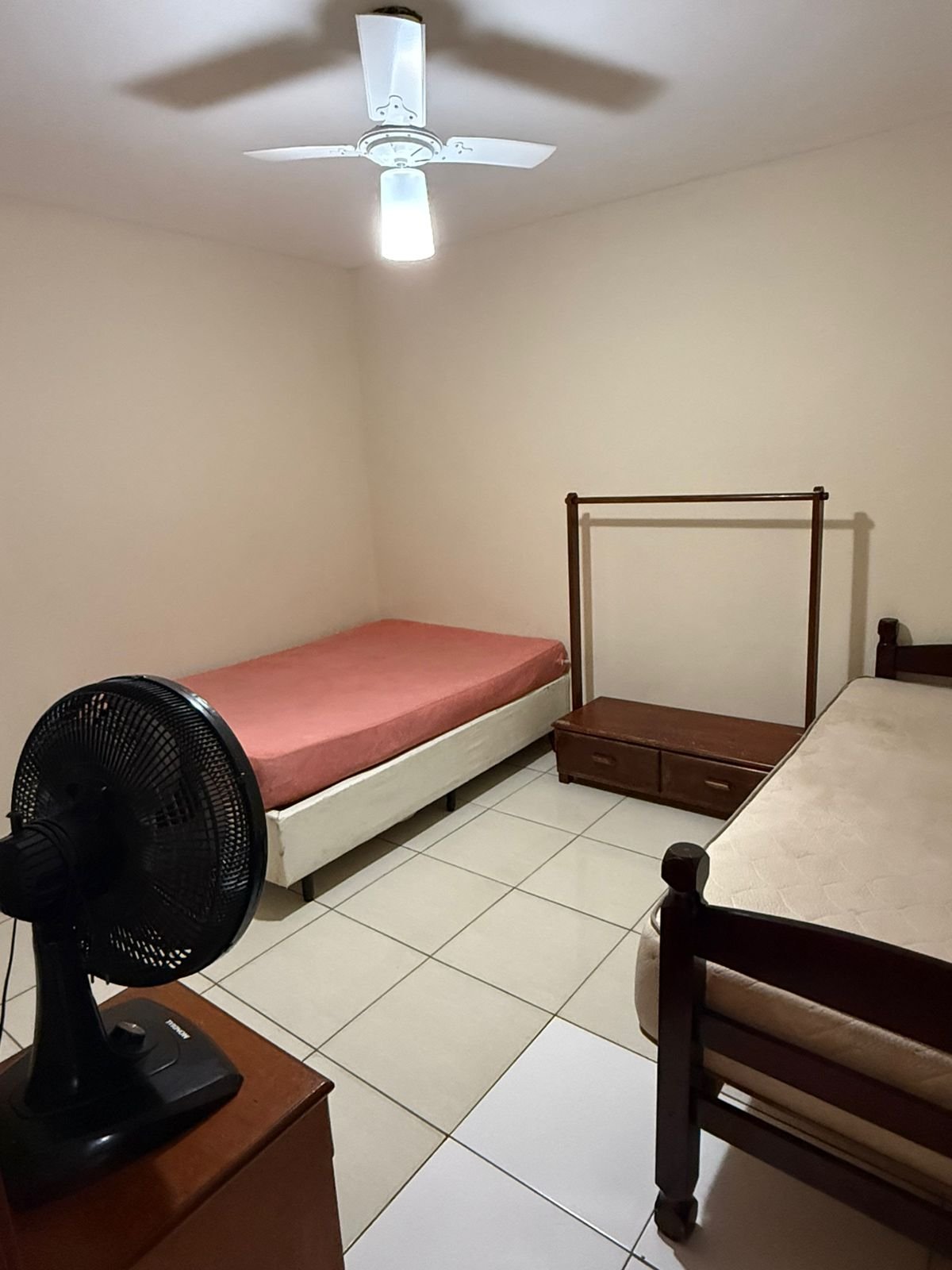 AL00018  - Sua Casa de Temporada VIP em Cabo Frio: Conforto para 48 Pessoas no Recanto das Dunas!