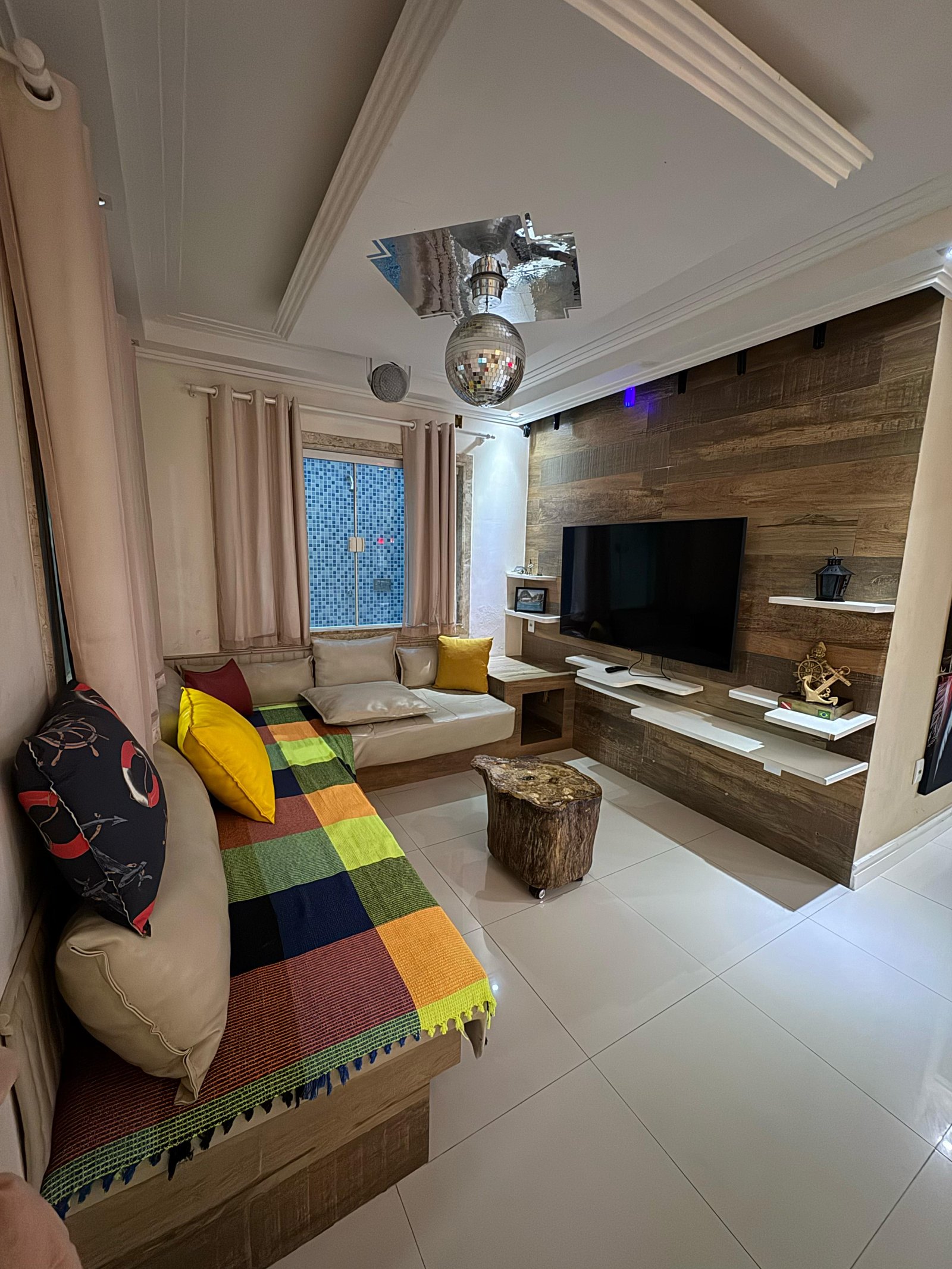 AL0004- Hospedagem temporada para 30 pessoas ou pequenas familias em cabo Frio