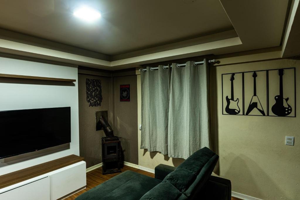 AL0009- Apartamento Completo de 3 quartos em Gramado