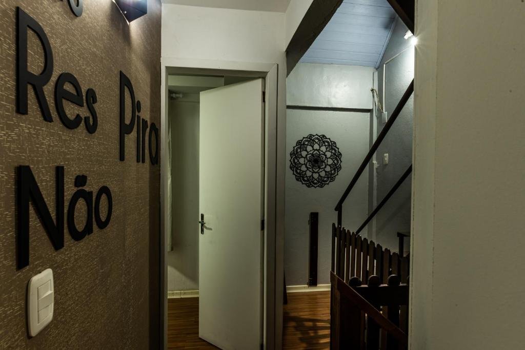 AL0009- Apartamento Completo de 3 quartos em Gramado