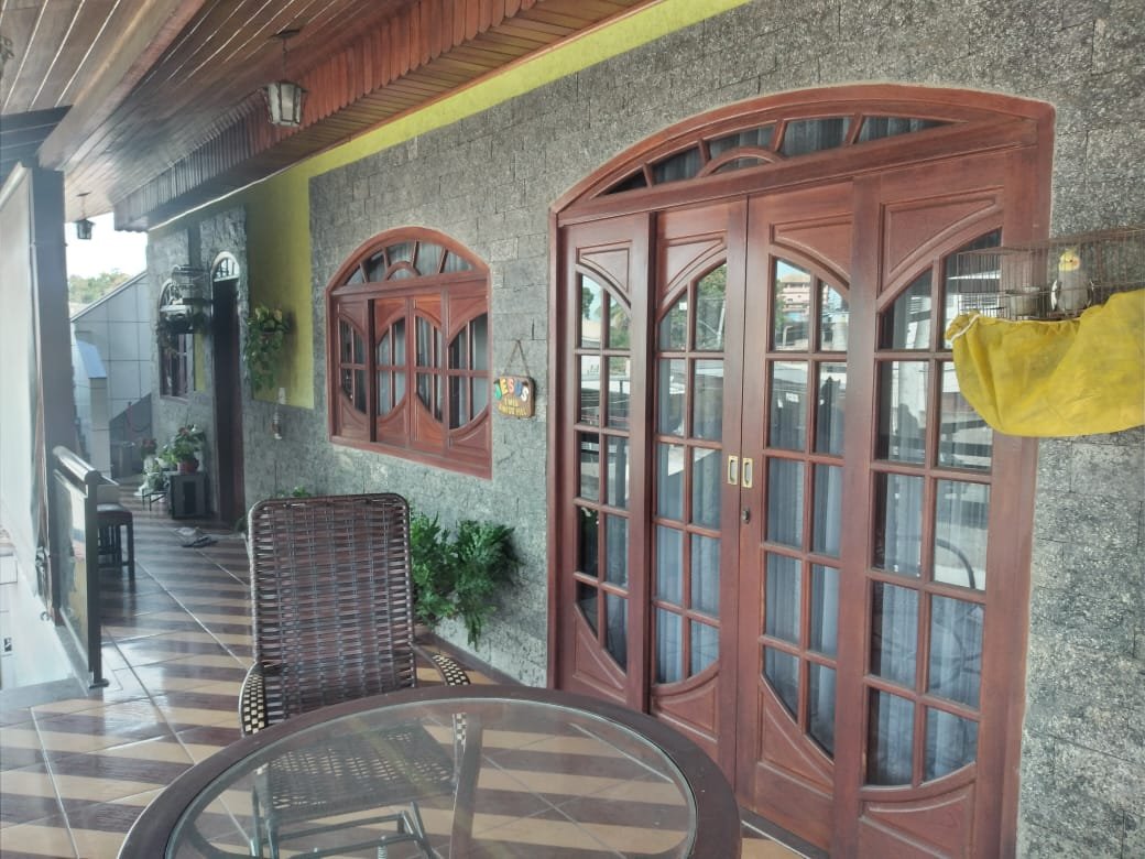 CS000110 - Residência em ITAUNA tipo sobrado em São Gonçalo