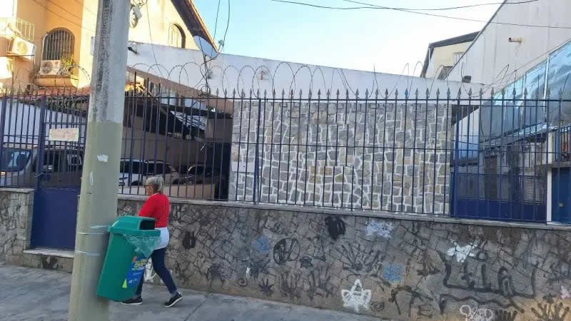 CS00012-  Casa a venda no centro de São Gonçalo