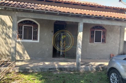 CS00013 -Vendo casa em Cabo Frio Unamar Cond nova Califórnia