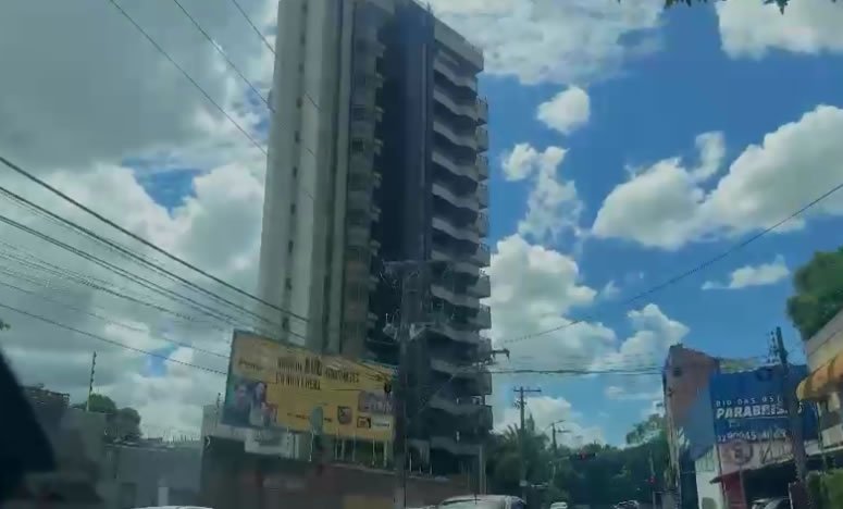 EMP0001- Òtima proposta investimento - Prédio em Campos de Goytacazes EMP0001- Òtima proposta investimento - Prédio em Campos de Goytacazes