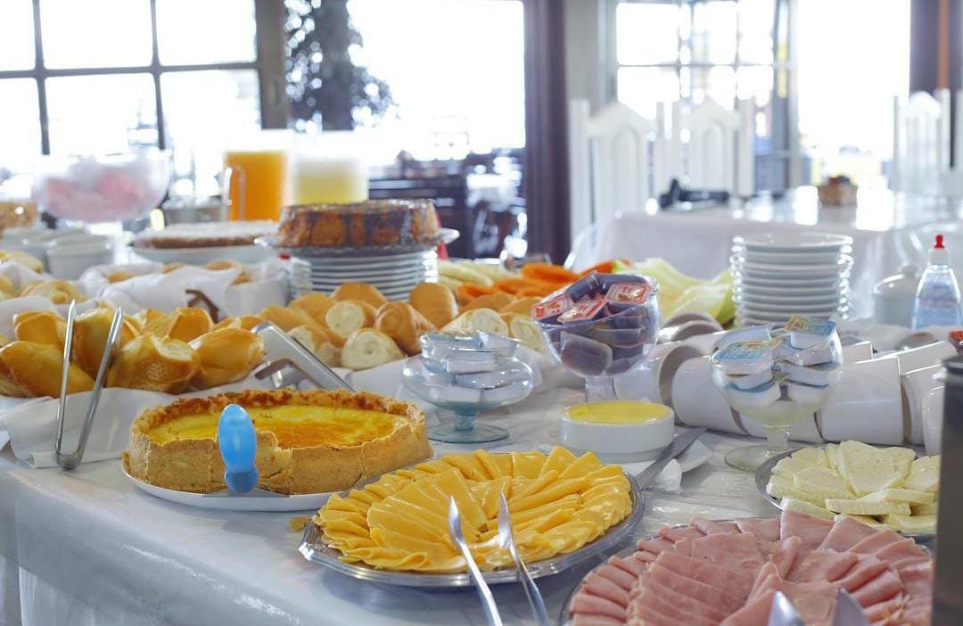 EMP0003 -  Investimento excelente - Pousada a venda Angra dos Reis- RJ 27 suites EMP0003 -  Investimento excelente - Pousada a venda Angra dos Reis- RJ 27 suites