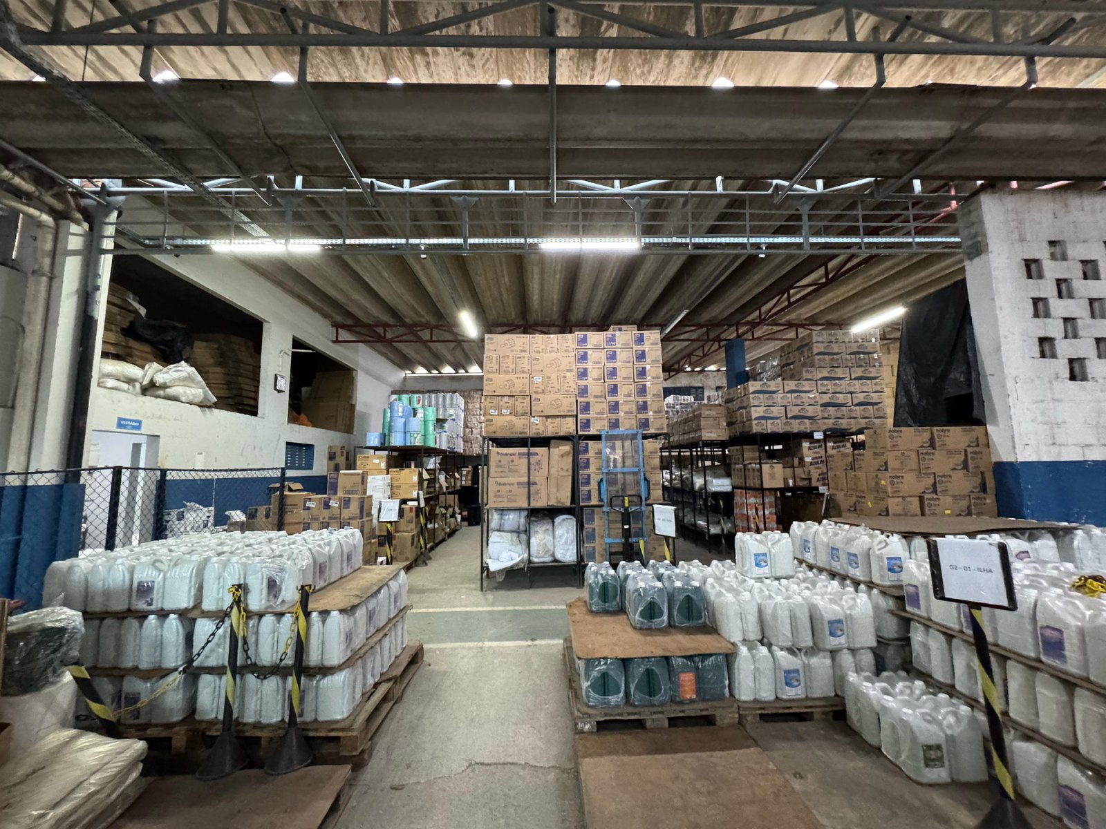 EMP0005 - EMPRESA EM FUNCIONAMENTO COM CONTRATO EMP0005 - EMPRESA EM FUNCIONAMENTO COM CONTRATO