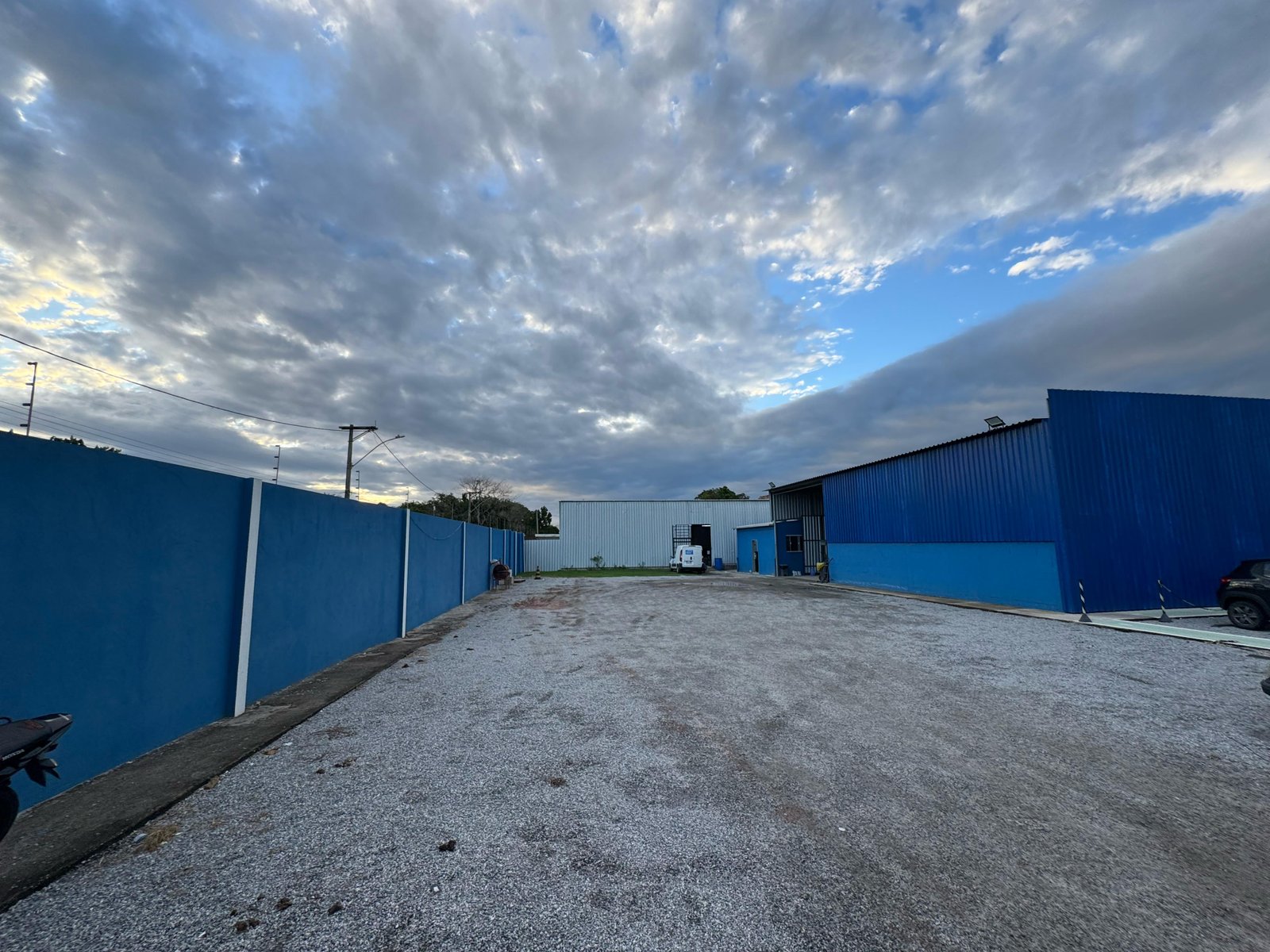 EMP0005 - EMPRESA EM FUNCIONAMENTO COM CONTRATO EMP0005 - EMPRESA EM FUNCIONAMENTO COM CONTRATO