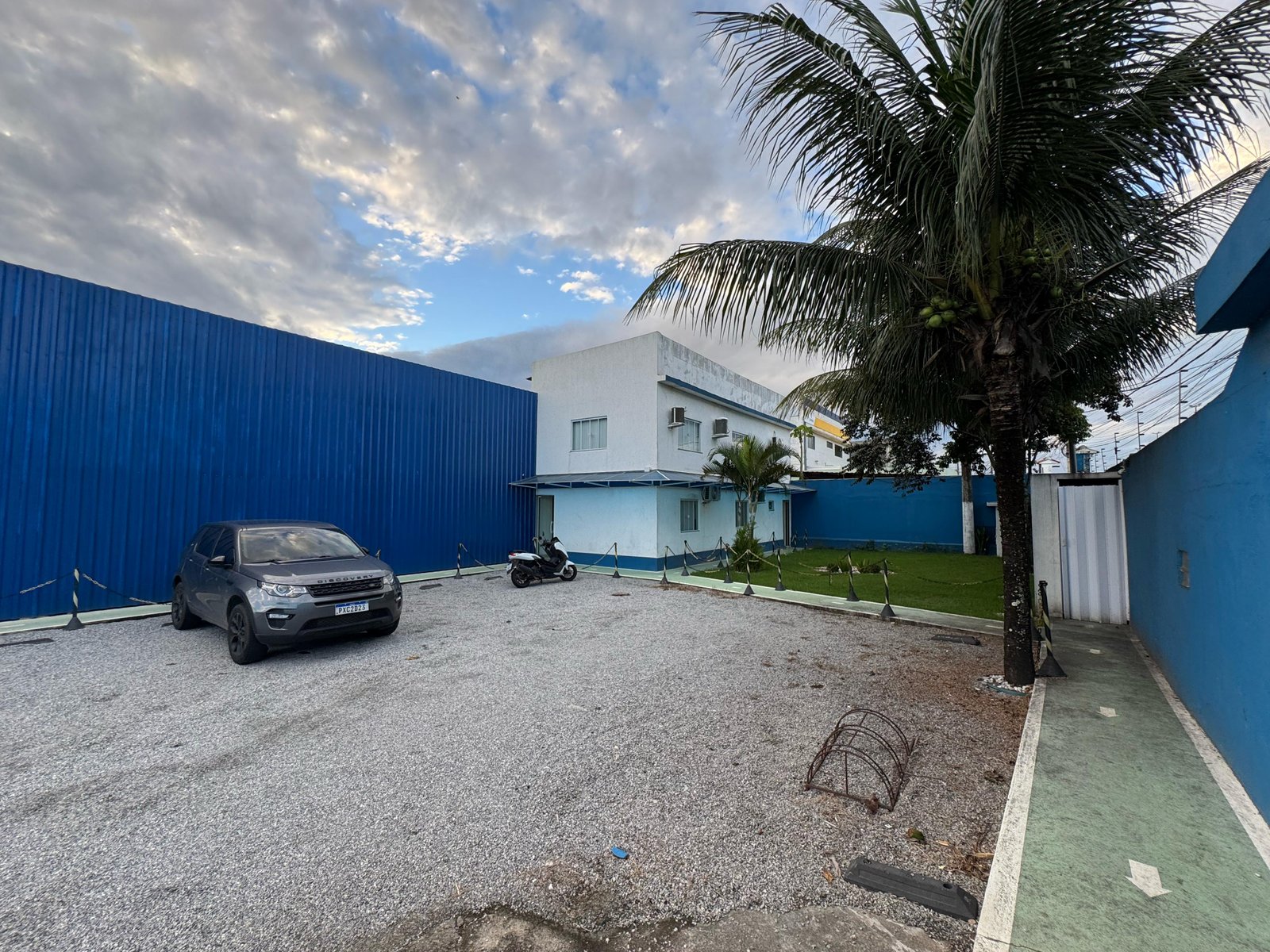 EMP0005 - EMPRESA EM FUNCIONAMENTO COM CONTRATO EMP0005 - EMPRESA EM FUNCIONAMENTO COM CONTRATO